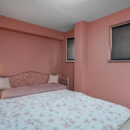 Nice In With Kitchen Апартаменты